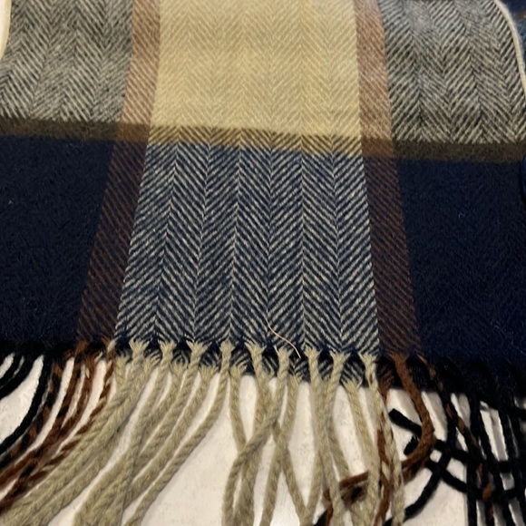 Tommy Hilfiger Plaid Acrylic snd Wool Scarf - Multicolor - Picture 2 of 5